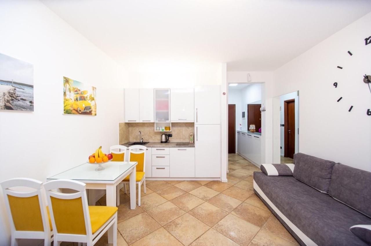 Apartment Studio Premier Рафаиловичи Екстериор снимка