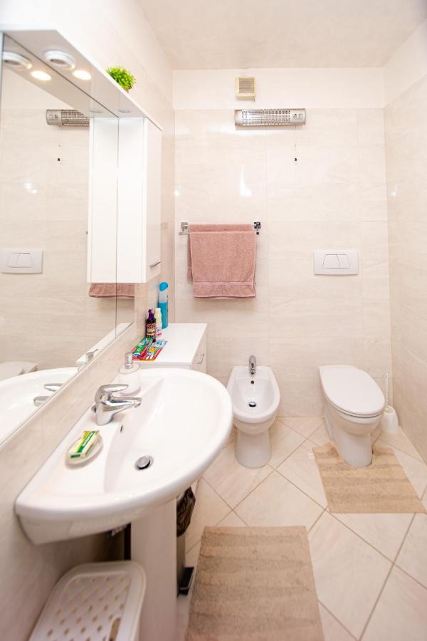 Apartment Studio Premier Рафаиловичи Екстериор снимка