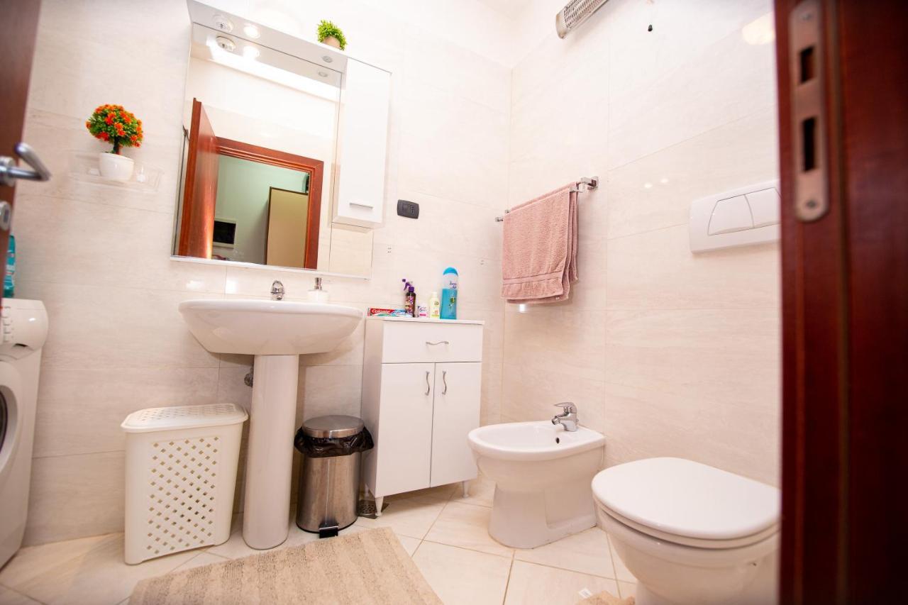 Apartment Studio Premier Рафаиловичи Екстериор снимка