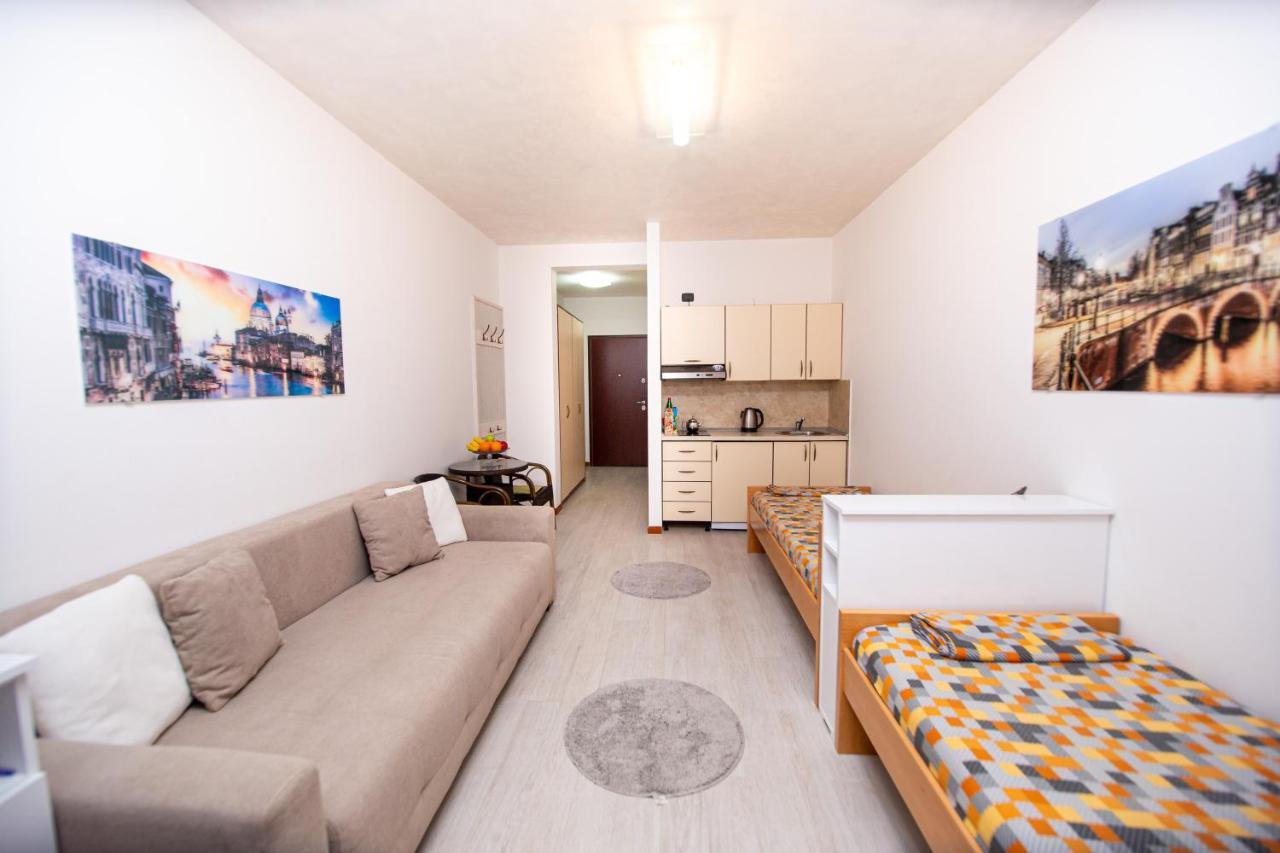 Apartment Studio Premier Рафаиловичи Екстериор снимка