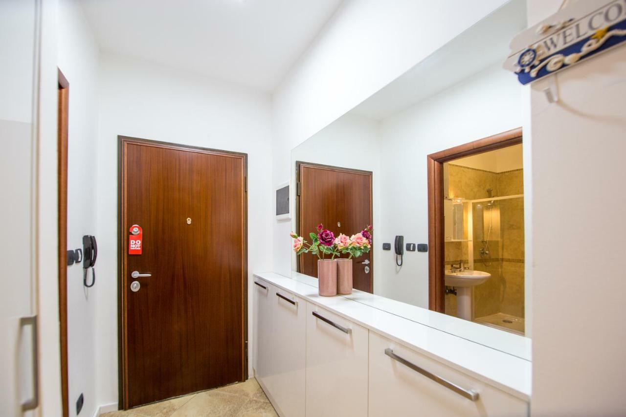 Apartment Studio Premier Рафаиловичи Екстериор снимка